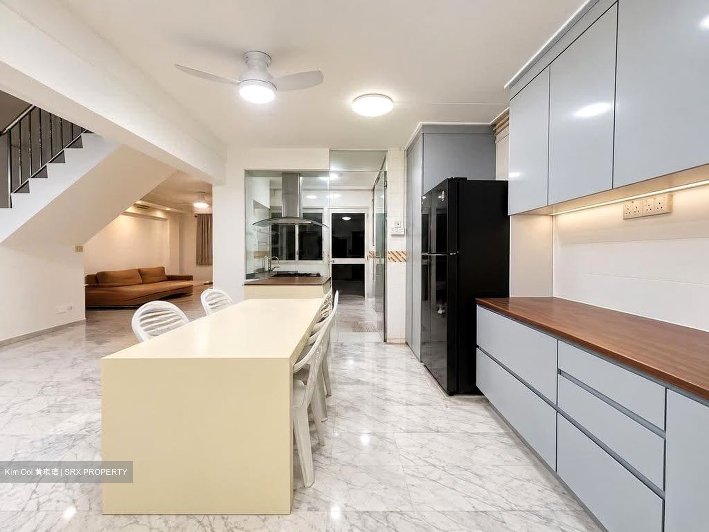 Blk 221 Kovan Green (Hougang), HDB Executive #622572161